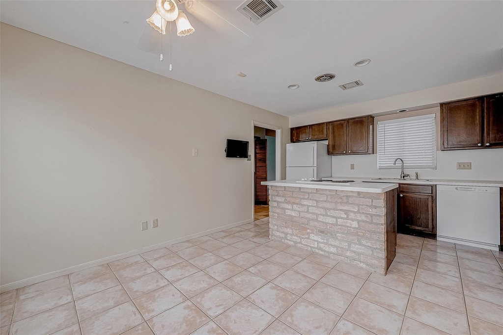 1031 Powder River Drive - Photo 14