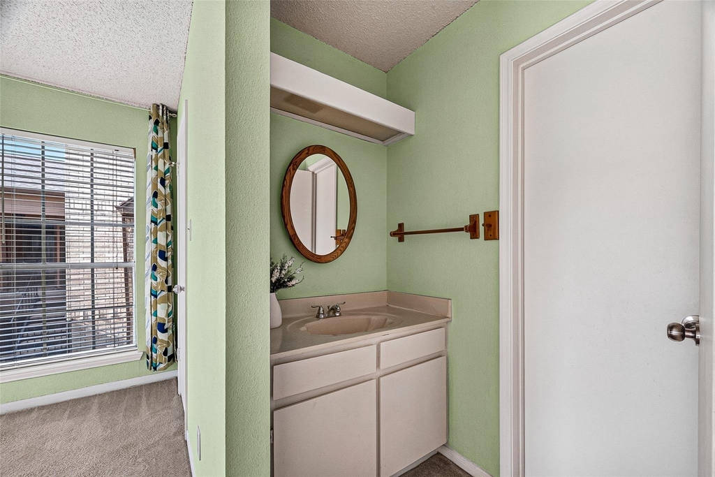 2121 Hepburn Street - Photo 19