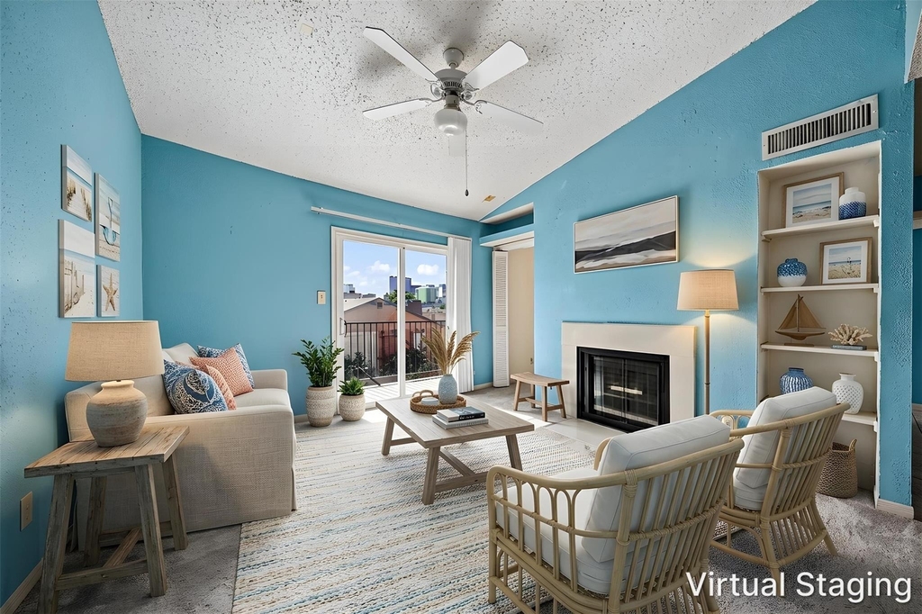 2121 Hepburn Street - Photo 2