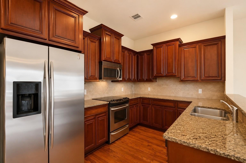 5324 Nett Street - Photo 4