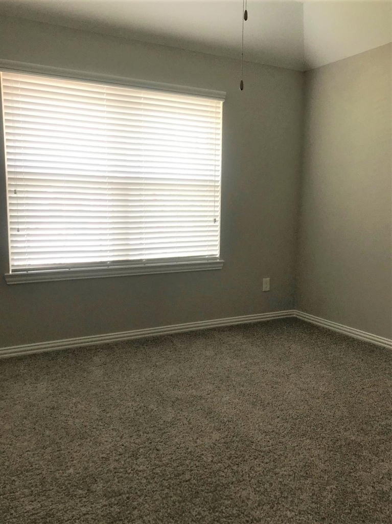 4731 Misty Ranch Drive - Photo 15