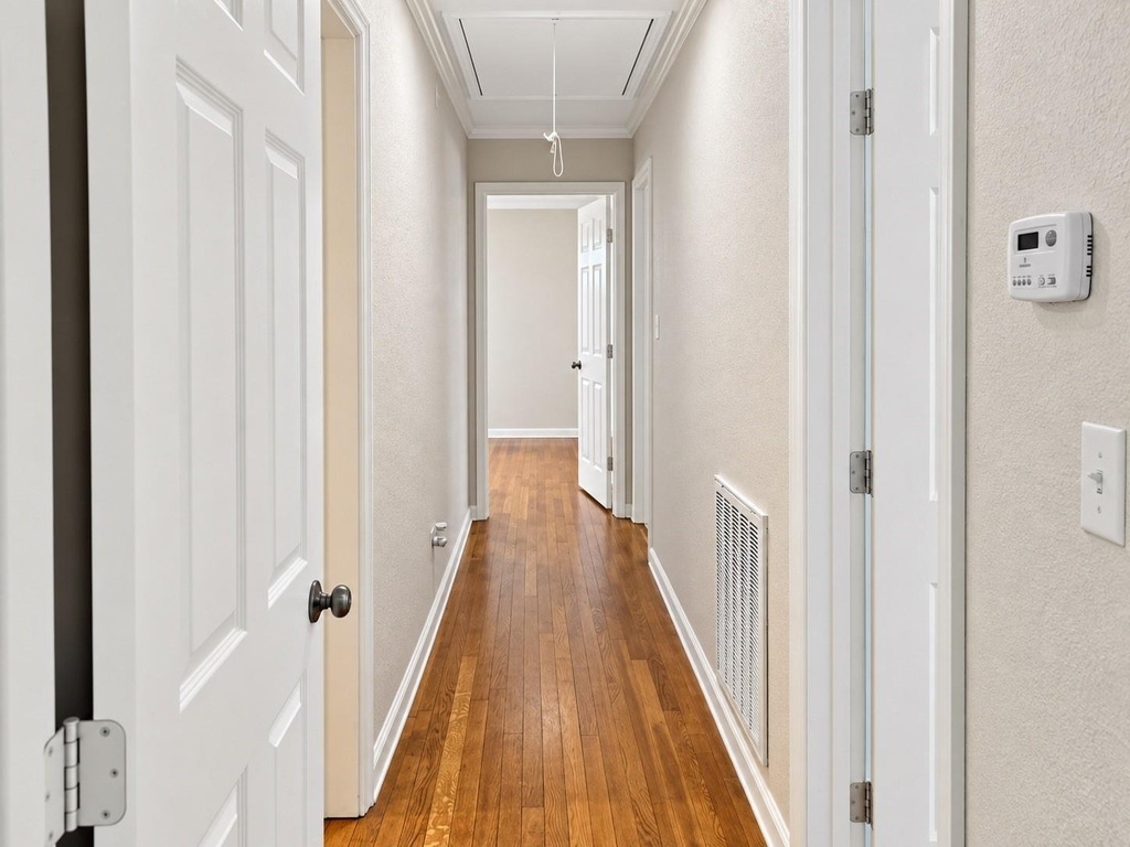 8215 Leader Street - Photo 6