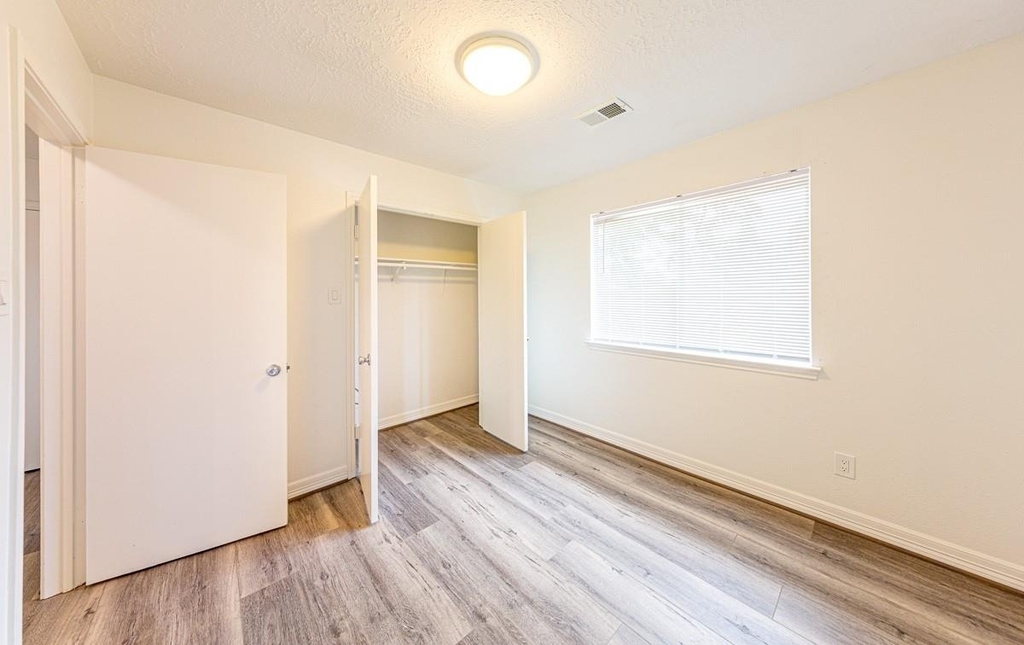 15102 Sheffield Terrace - Photo 16