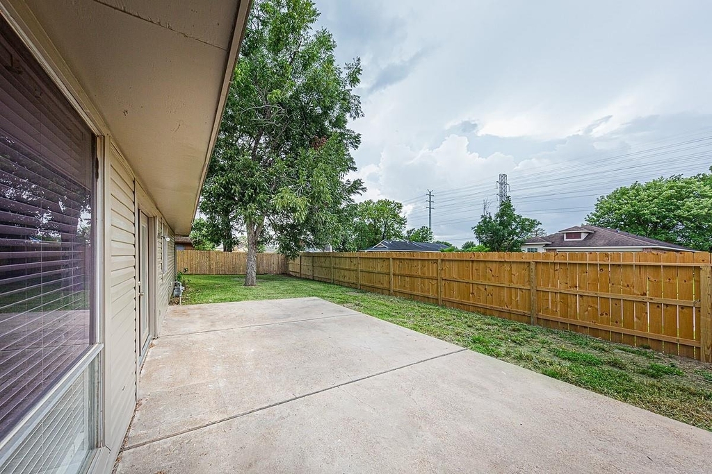 15102 Sheffield Terrace - Photo 27