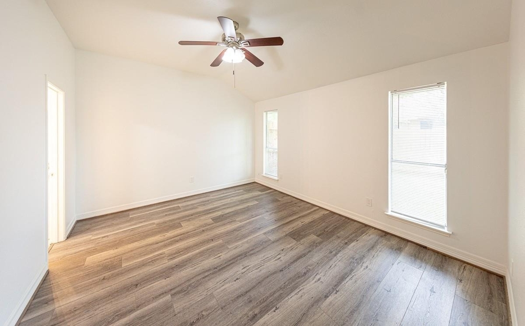 15102 Sheffield Terrace - Photo 20