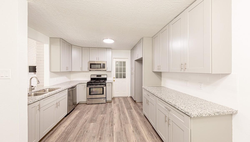 15102 Sheffield Terrace - Photo 5