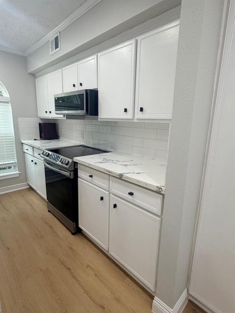 11002 Hammerly Boulevard - Photo 4