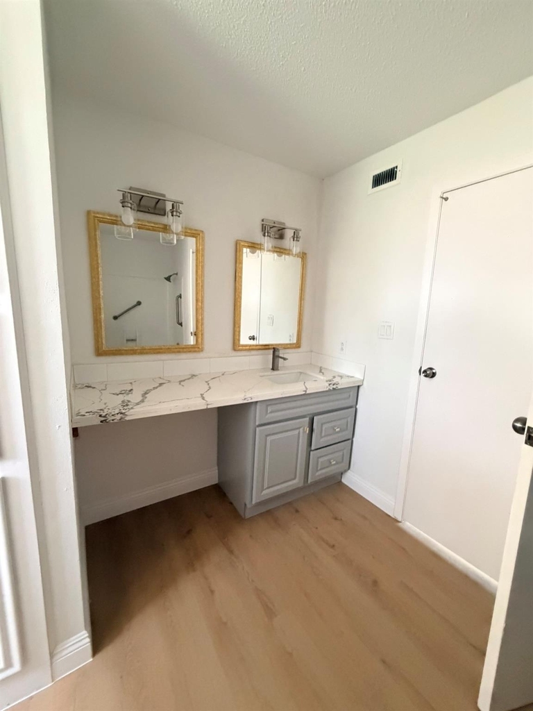 11002 Hammerly Boulevard - Photo 15