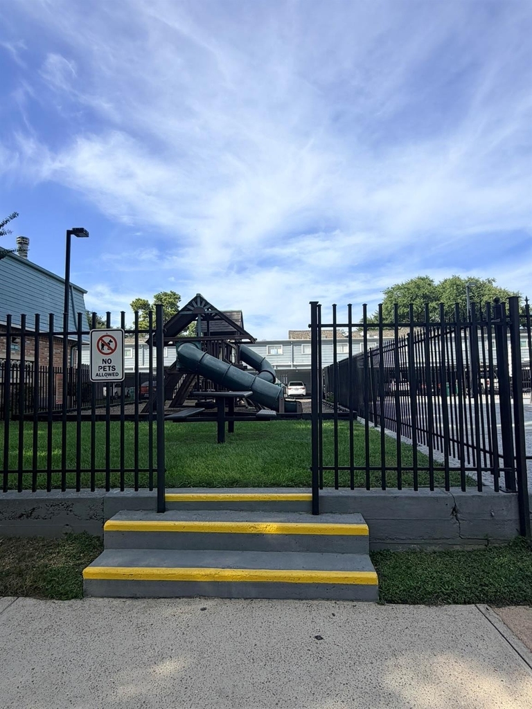 11002 Hammerly Boulevard - Photo 17