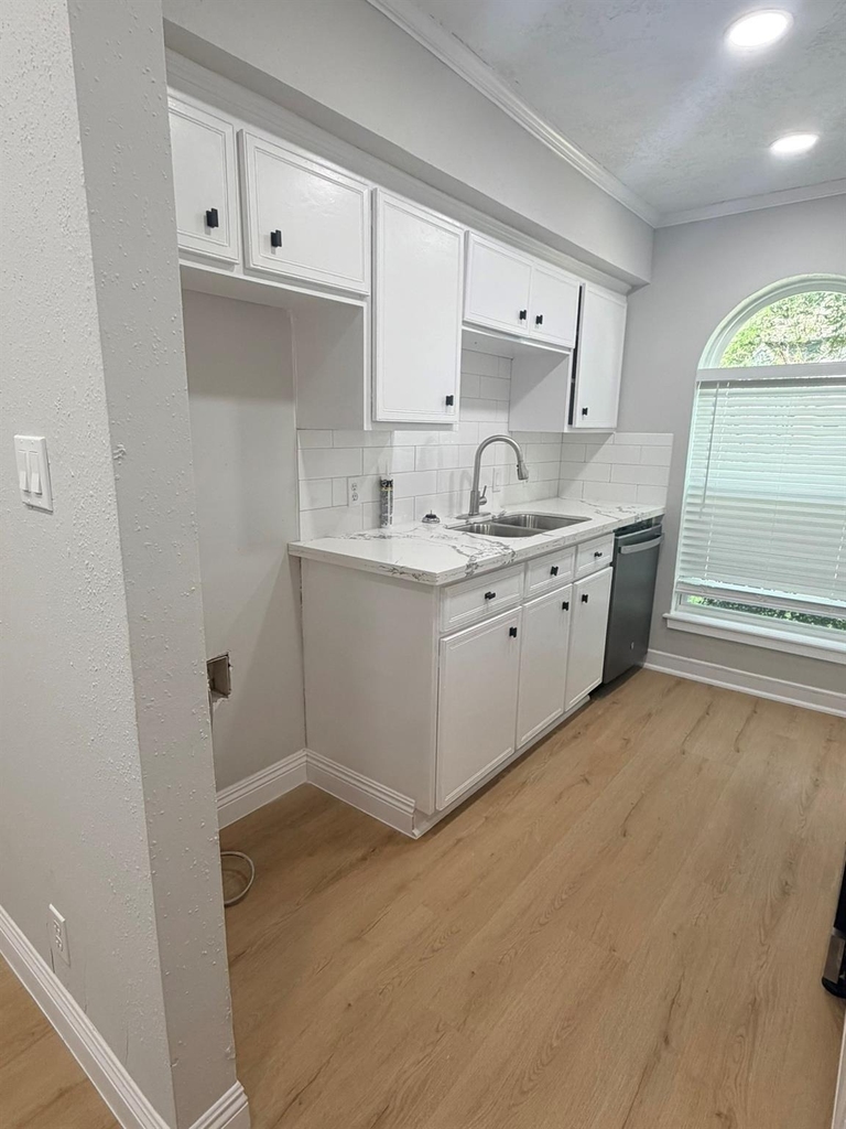 11002 Hammerly Boulevard - Photo 5