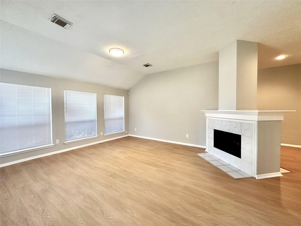 1610 Parkview Lane - Photo 9