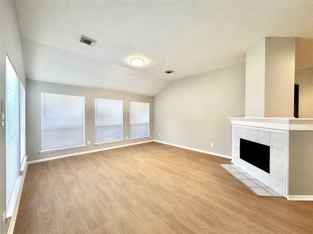 1610 Parkview Lane - Photo 10