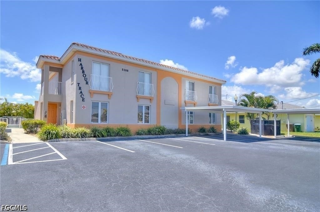 5308 Chiquita Boulevard S - Photo 0