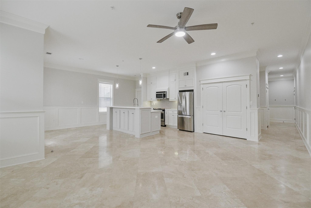 2802 Morrison Street - Photo 0