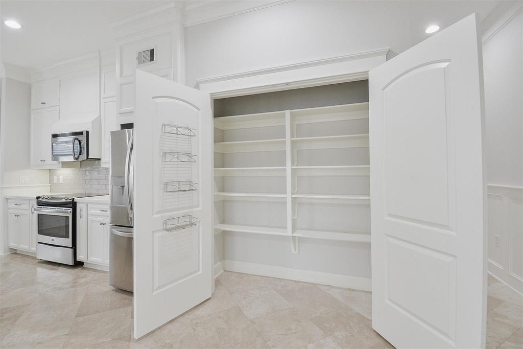 2802 Morrison Street - Photo 8