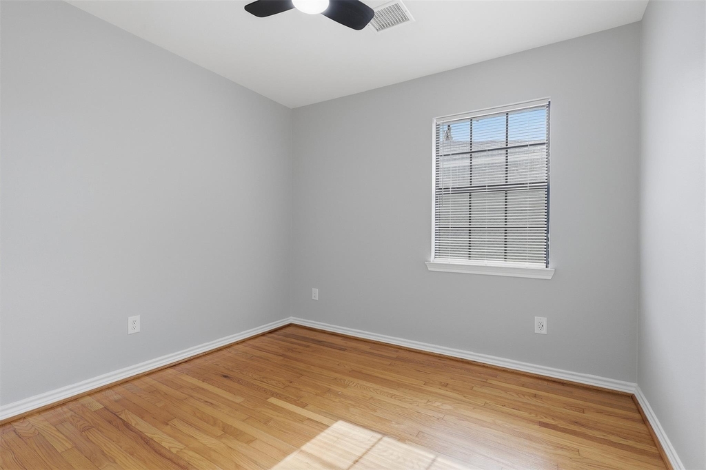 4926 Edfield Street - Photo 5
