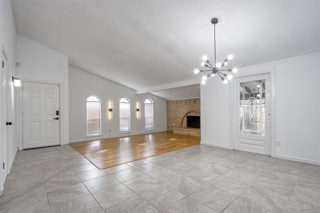 5510 Hickory Forest Drive - Photo 3
