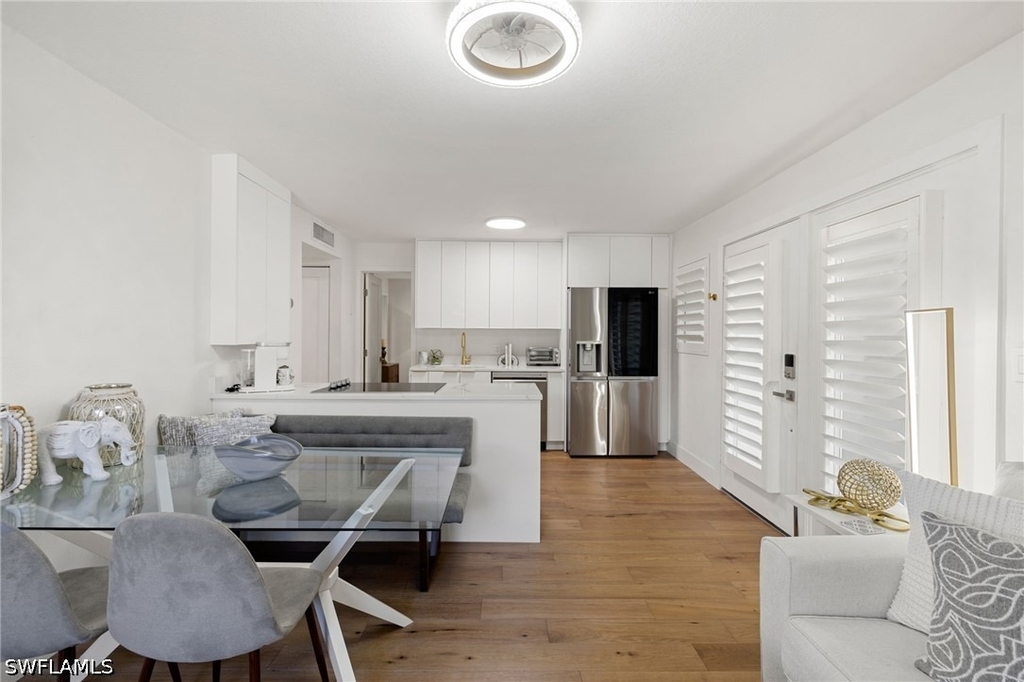175 Fifth Avenue S - Photo 5