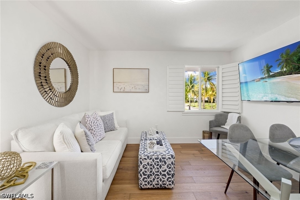 175 Fifth Avenue S - Photo 14