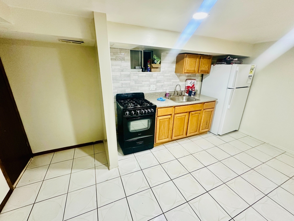 1563 East 46th Street - Photo 1