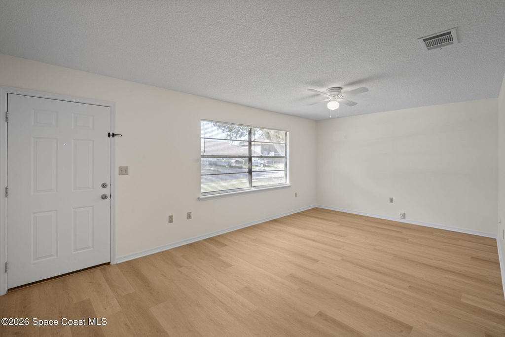 1780 Stewart Place - Photo 4