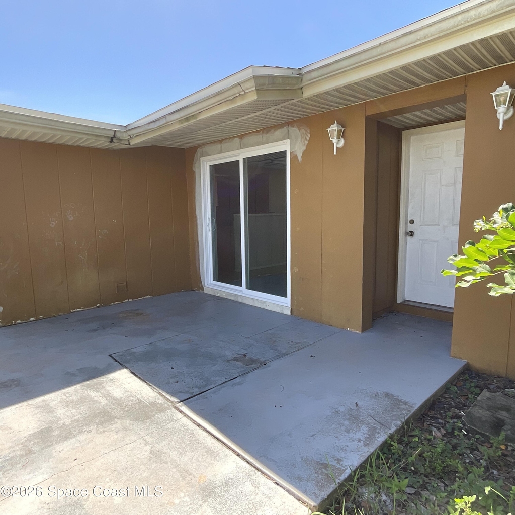 753 Bianca Drive Ne - Photo 0