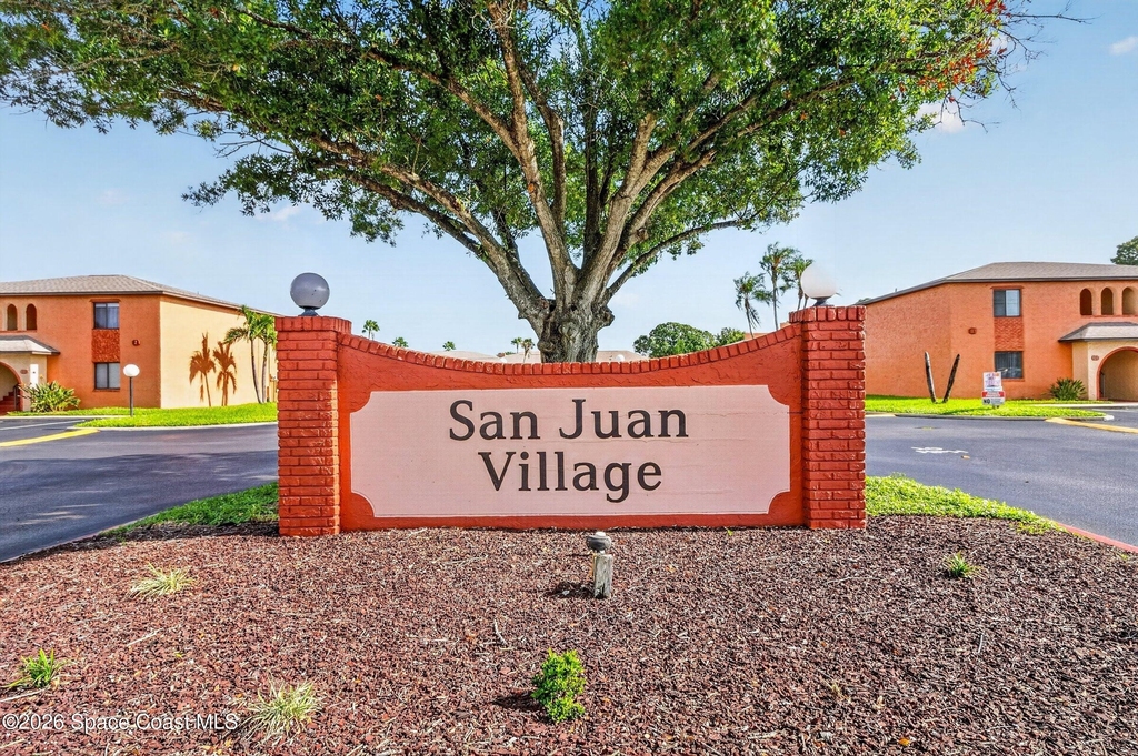 189 San Juan Circle - Photo 0