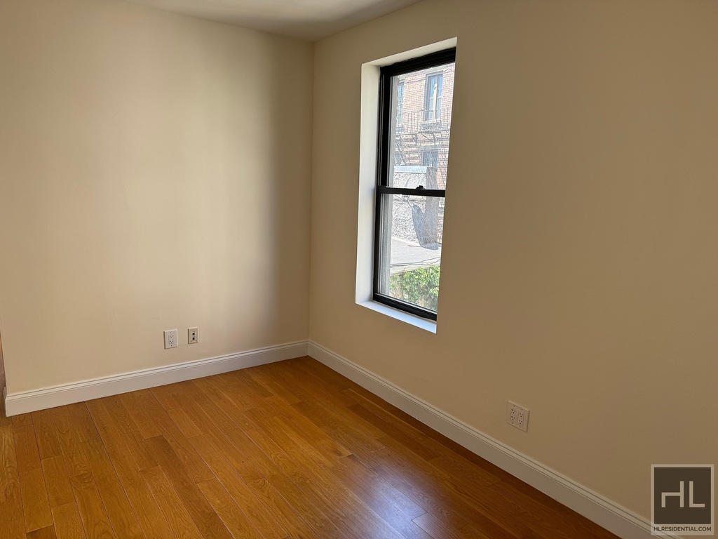 West 11th Street - Photo 1