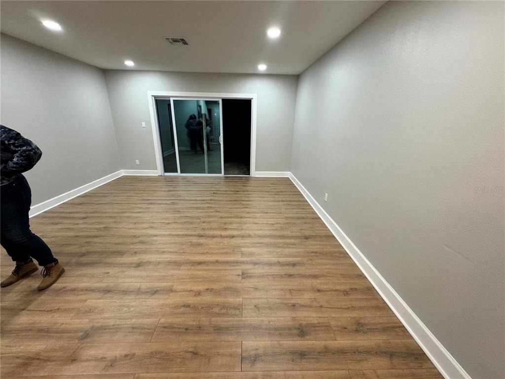3314 W Tampa Bay Boulevard - Photo 9
