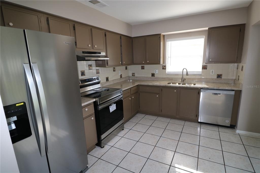 5018 Oakshire Drive - Photo 18