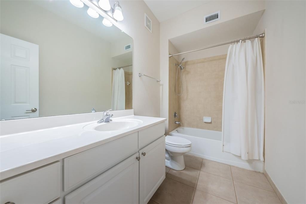 5215 Beach Breeze Court - Photo 31