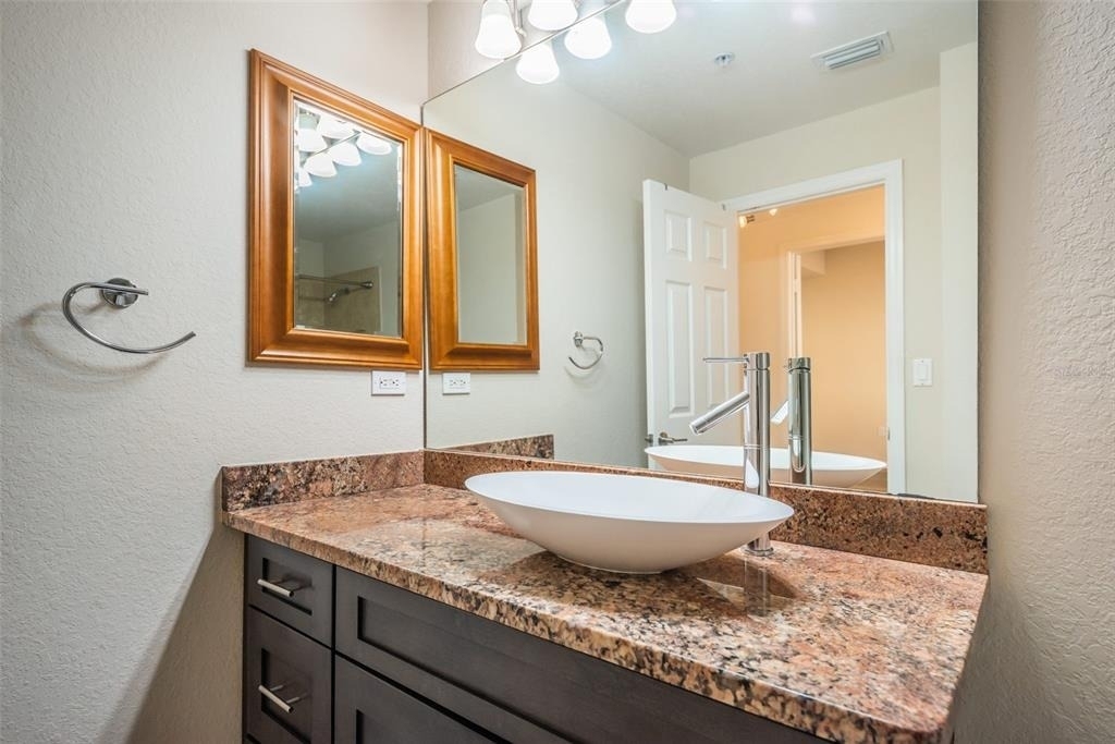5215 Beach Breeze Court - Photo 35
