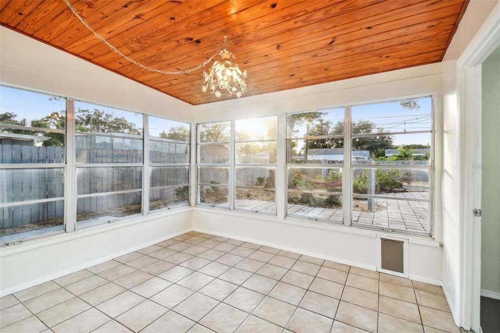 3218 38th Street N - Photo 17