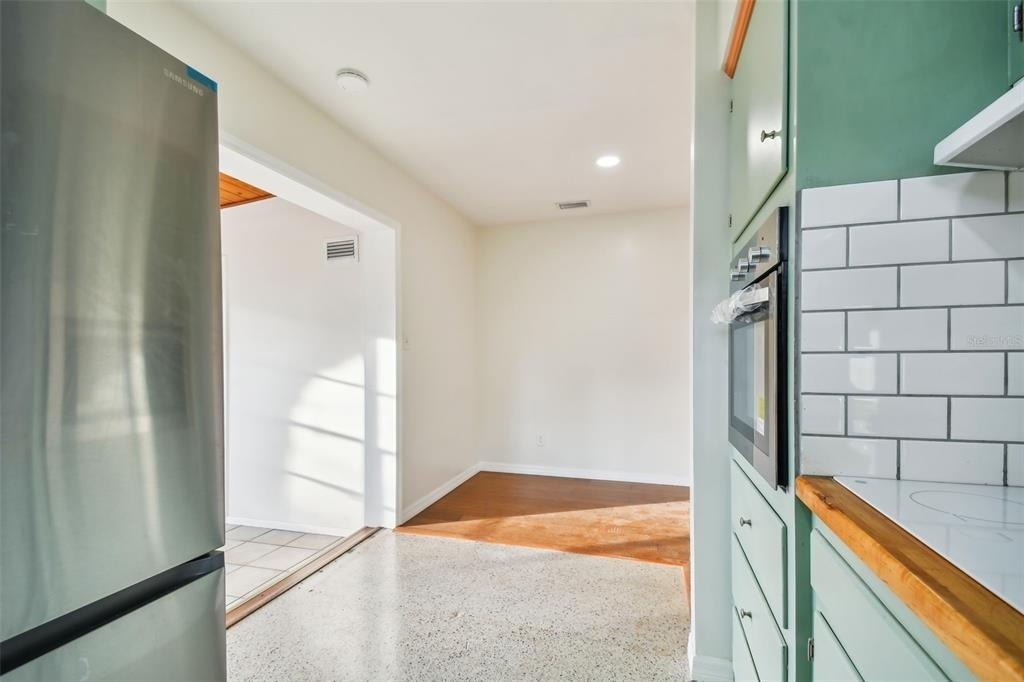 3218 38th Street N - Photo 9