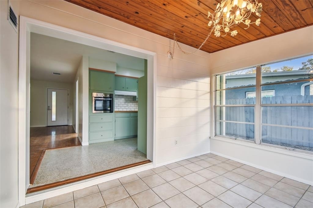 3218 38th Street N - Photo 18