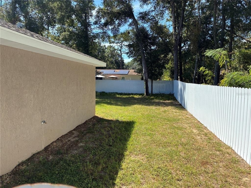 6320 Nw 65th Avenue - Photo 10