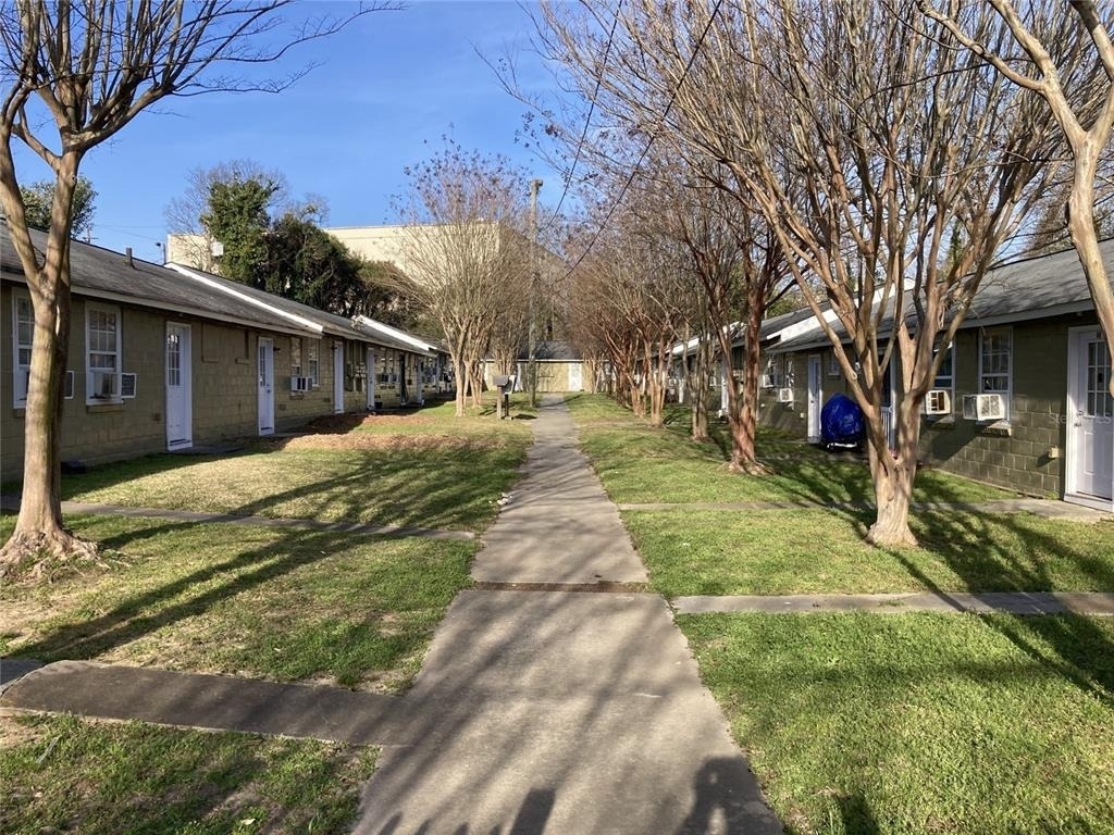455 Pursley Street - Photo 1