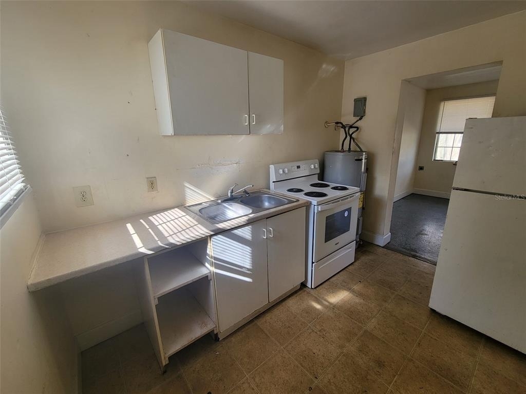 455 Pursley Street - Photo 1