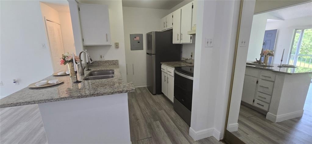 3814 Bay Club Circle - Photo 9