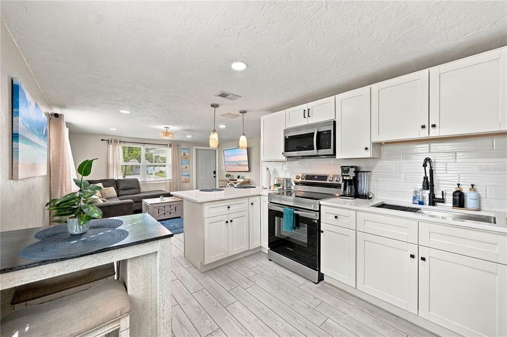 1004 67th Avenue W - Photo 14