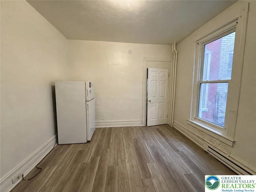 518 W Tilghman Street - Photo 6