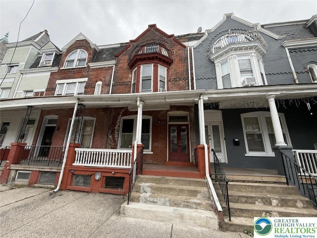 518 W Tilghman Street - Photo 0