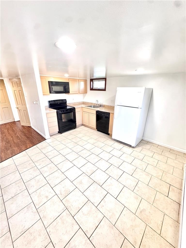 1540 Liberty Street - Photo 10