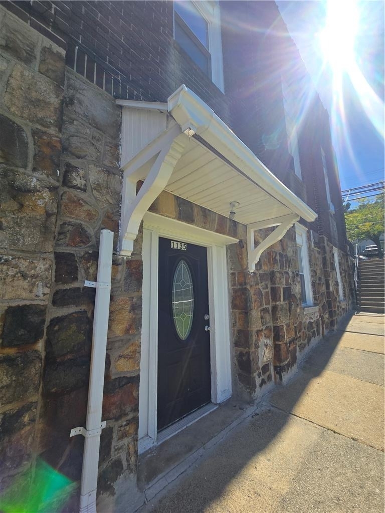 1135 E 4th Street - Photo 0