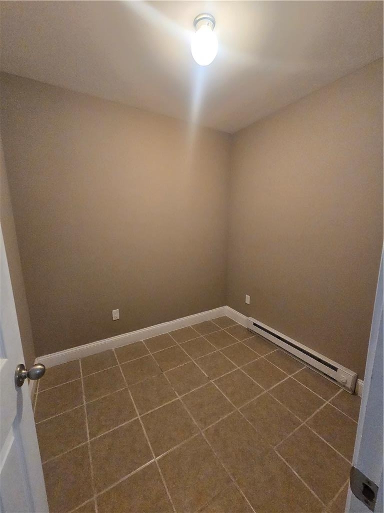 1135 E 4th Street - Photo 1