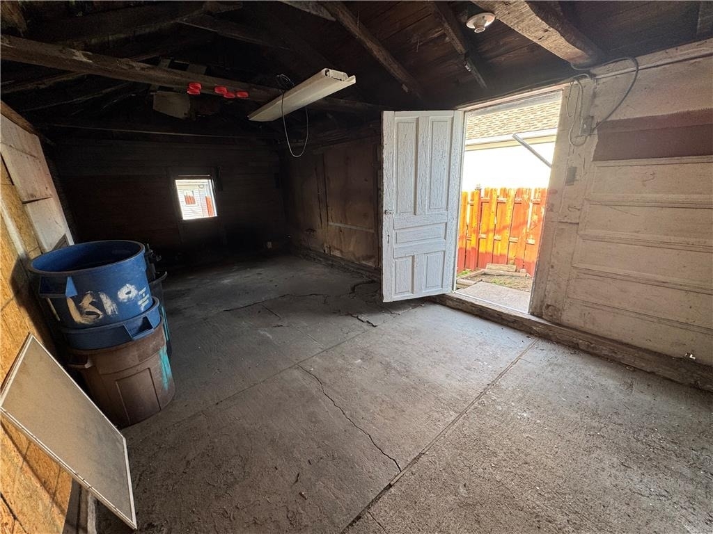 1619 Main Street - Photo 32