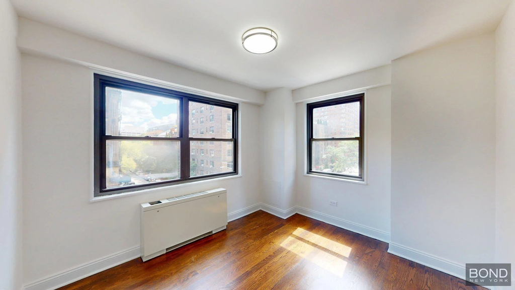 145 East 16th Street - Photo 3