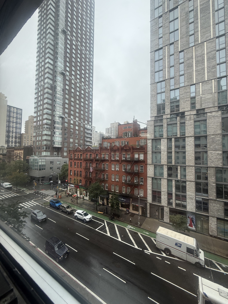 400 East 89th Street - Photo 17
