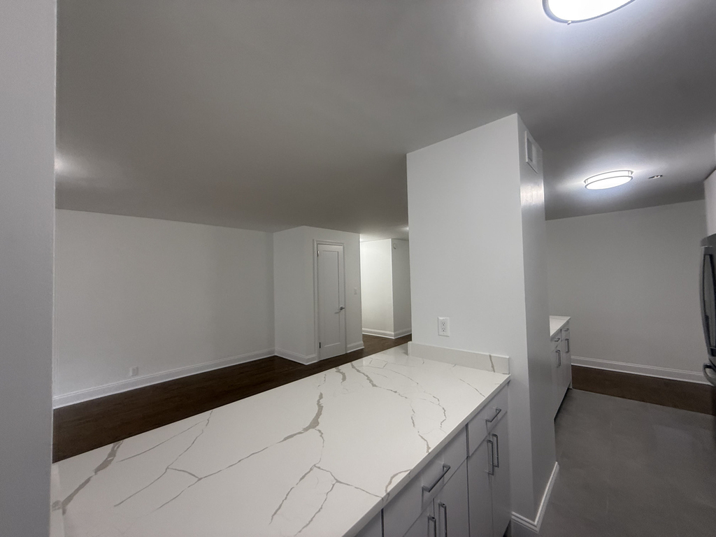 400 East 89th Street - Photo 7