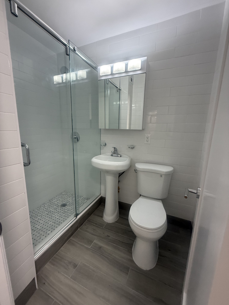 400 East 89th Street - Photo 11